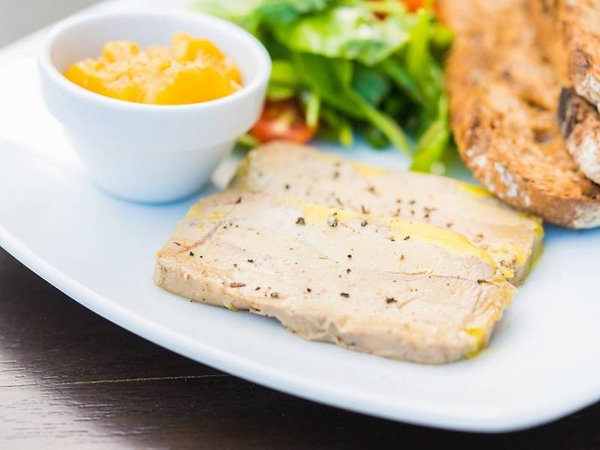 Quel est le prix du foie gras produit par un producteur artisanal ?