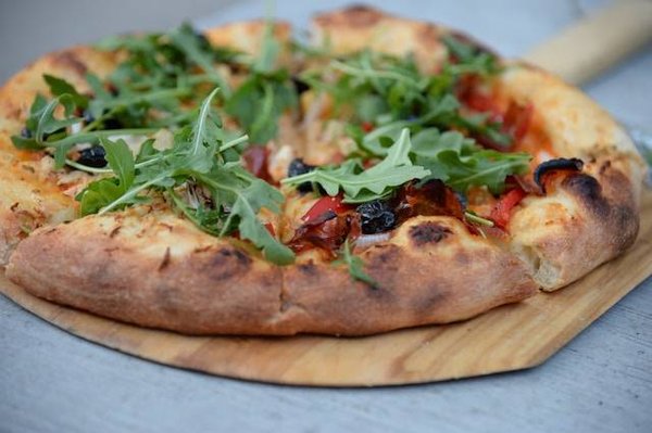Comment faire des pizzas maison rapides et savoureuses ?
