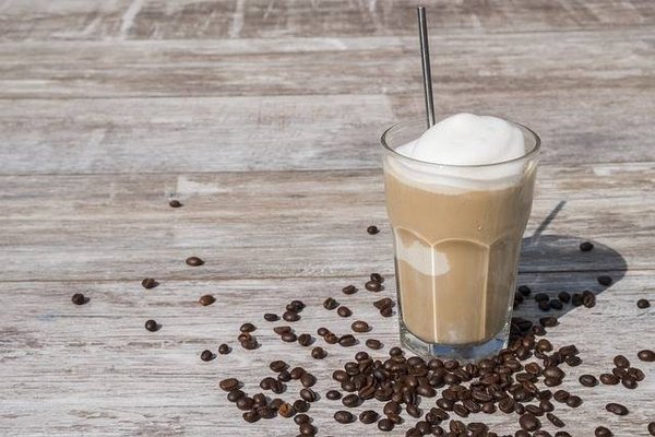 Comment faire un café glacé maison rafraîchissant et savoureux ?